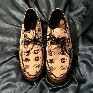 Eyes fabric creepers